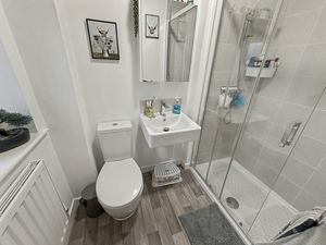 Photo 16- click for photo gallery